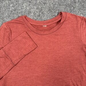 Velocity Shirt Medium Coral Red Long Sleeve Crew Neck Athletic Top Women's